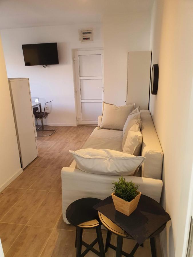 Apartment Gordon Mali Losinj Bagian luar foto