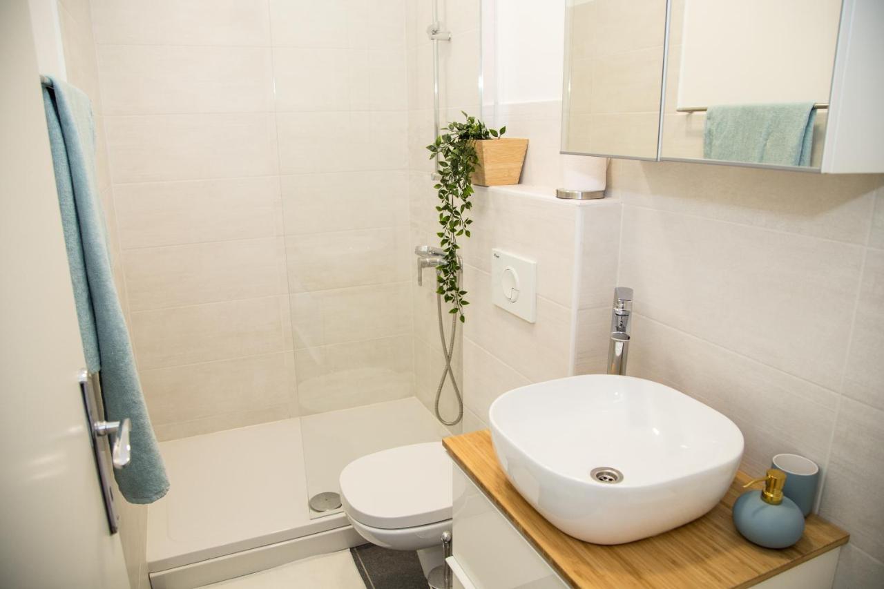 Apartment Gordon Mali Losinj Bagian luar foto